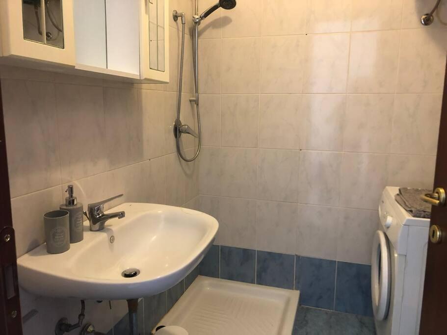 Apartmán Mini Sarpi Milán Exteriér fotografie